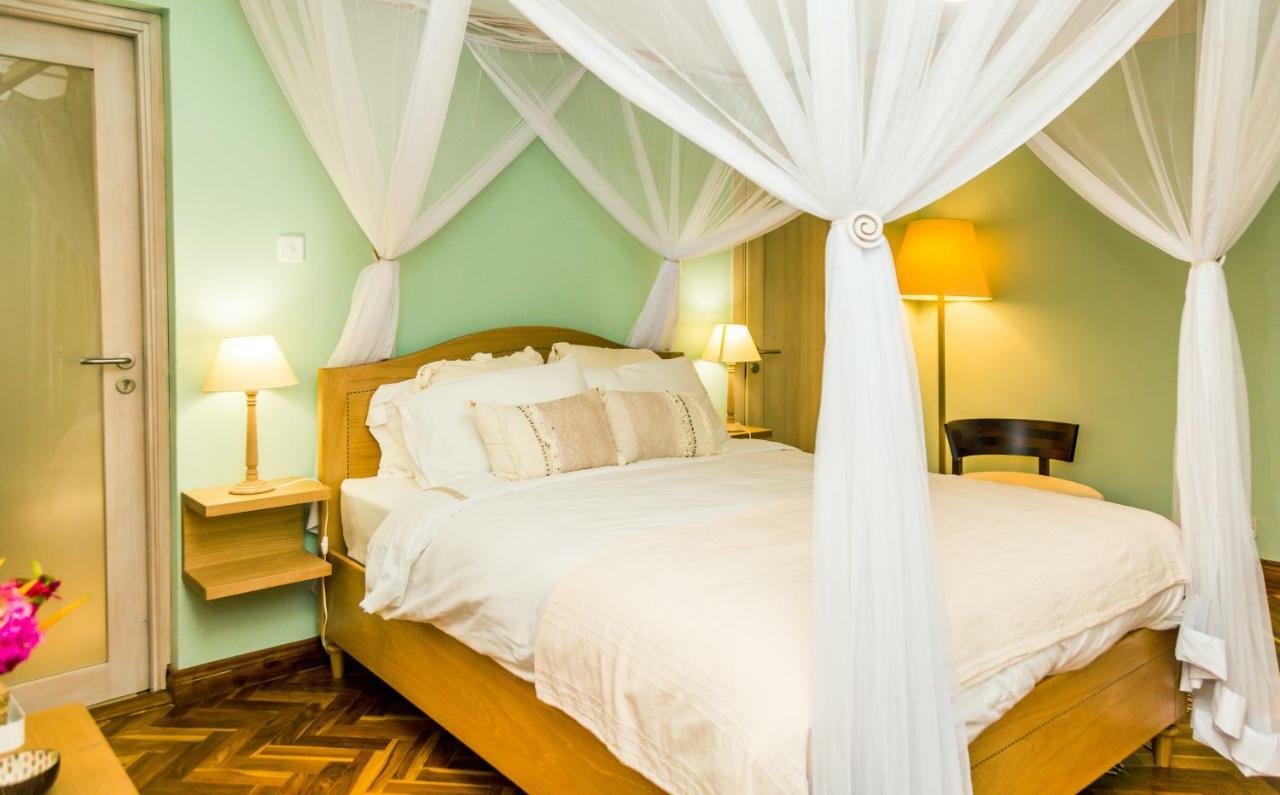 Bed and Breakfast Ewange - A Casa Mia Kampala Zewnętrze zdjęcie